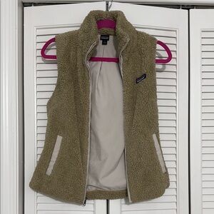 Patagonia teddy bear tan Sherpa Vest